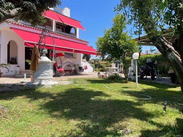 casa indipendente in vendita ad Ardea in zona Nuova Florida