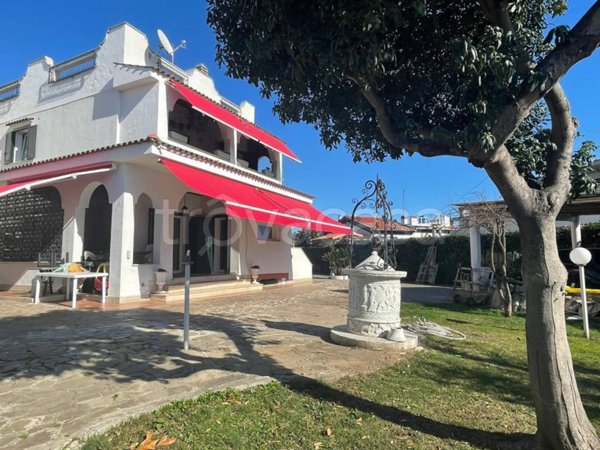 casa indipendente in vendita ad Ardea in zona Nuova Florida
