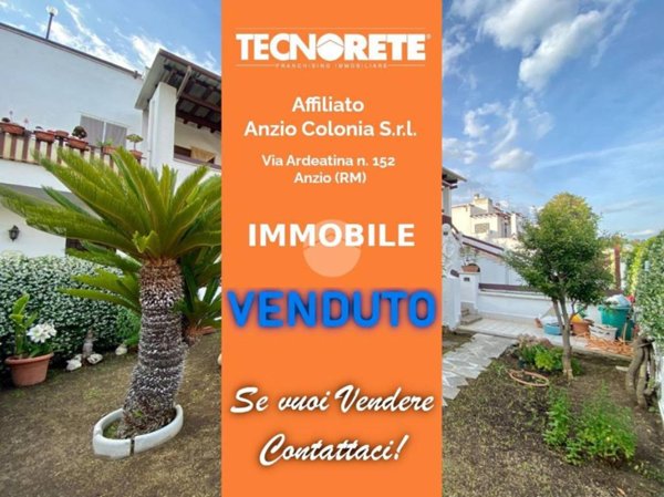 casa indipendente in vendita ad Ardea in zona Marina di Ardea