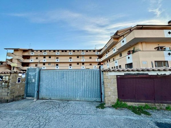 appartamento in vendita ad Ardea in zona Banditella