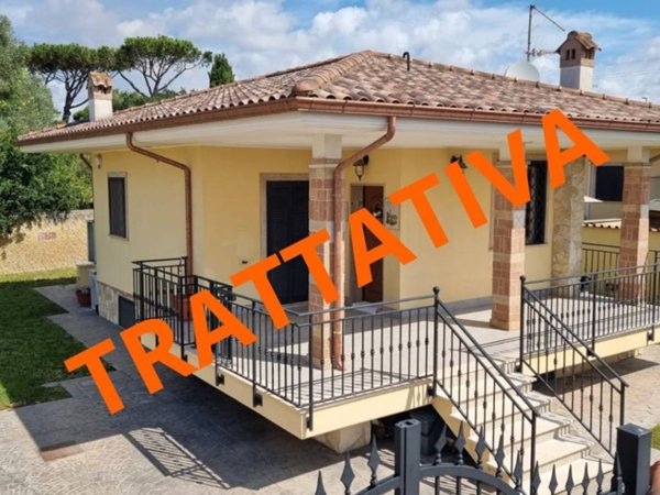 casa indipendente in vendita ad Ardea in zona Nuova Florida