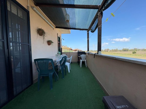 appartamento in vendita ad Ardea in zona Marina di Ardea