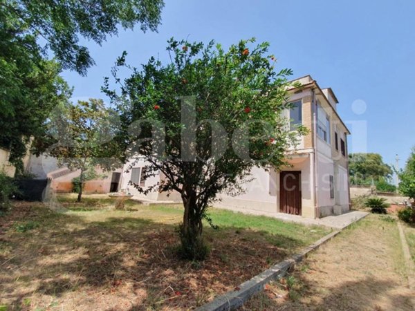 appartamento in vendita ad Ardea