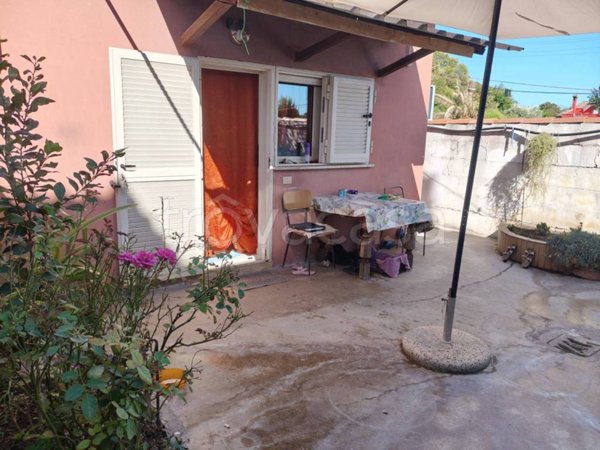casa indipendente in vendita ad Ardea in zona Banditella