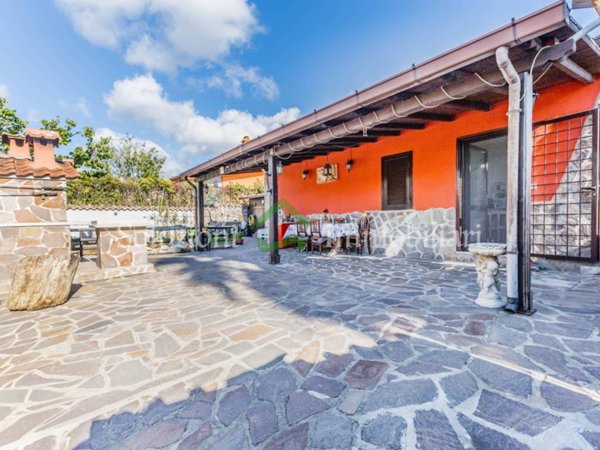 casa indipendente in vendita ad Ardea in zona Nuova Florida