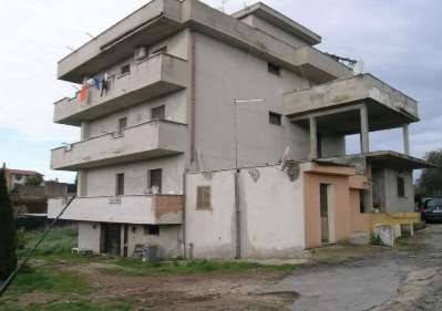 appartamento in vendita ad Ardea in zona Banditella