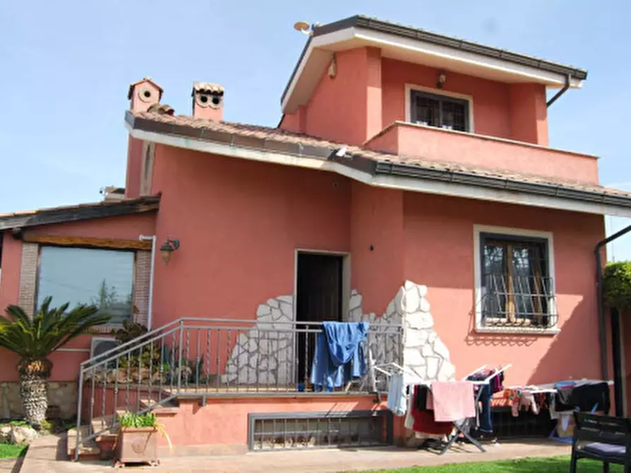 casa indipendente in vendita ad Ardea