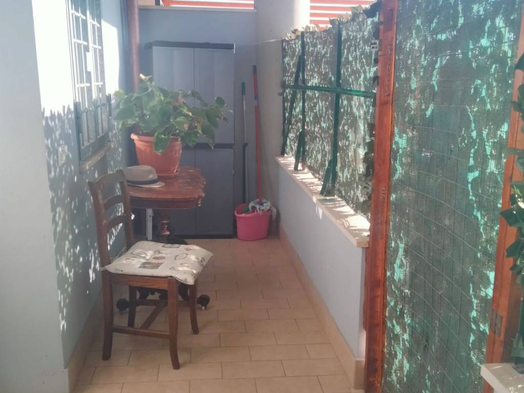 appartamento in vendita ad Ardea in zona Nuova California