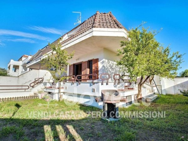 casa indipendente in vendita ad Ardea