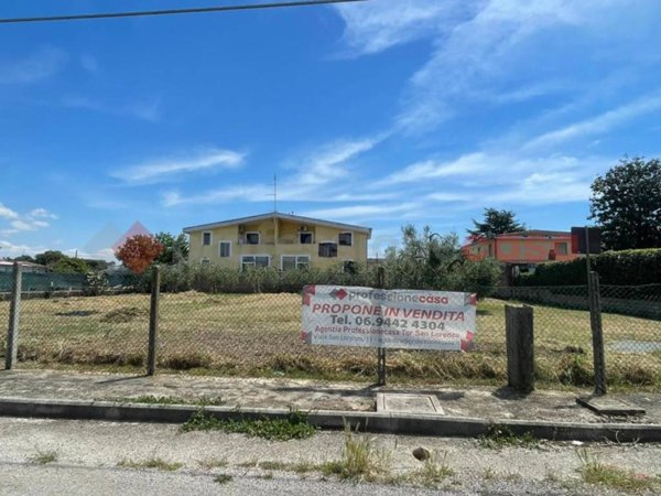 terreno in vendita ad Ardea in zona Banditella