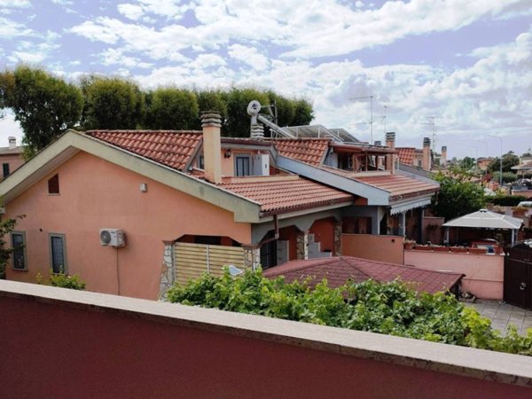 appartamento in vendita ad Ardea in zona Nuova California
