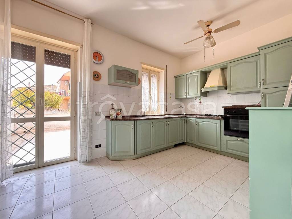 casa indipendente in vendita ad Ardea in zona Nuova Florida