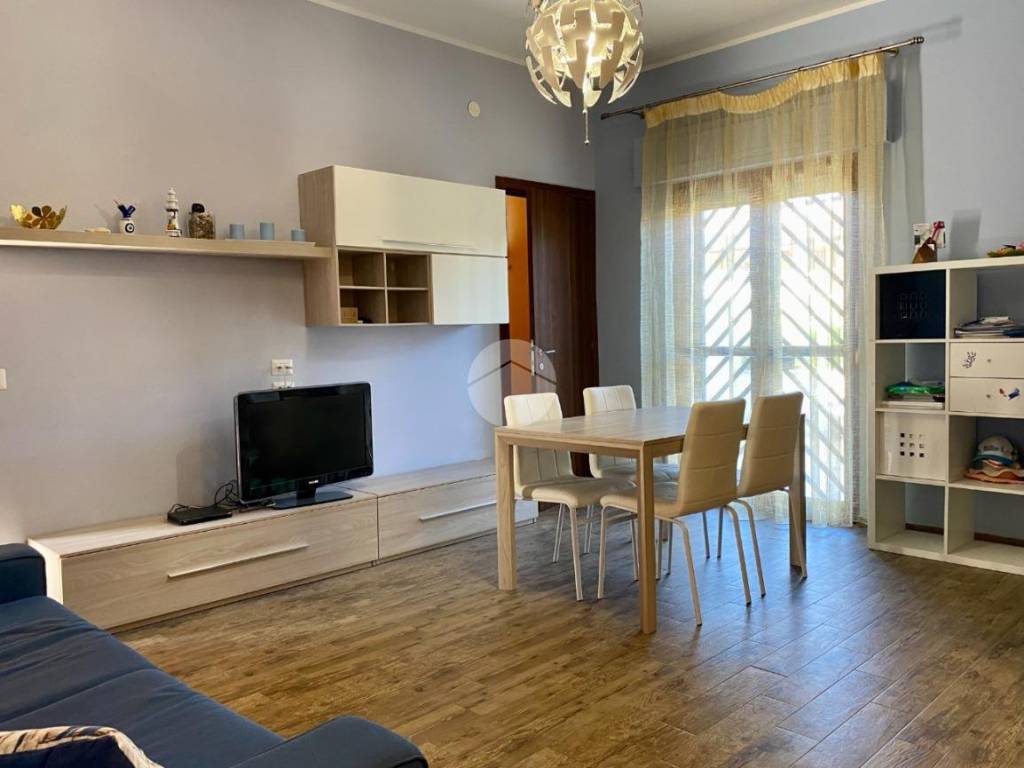 appartamento in vendita ad Ardea in zona Marina di Ardea
