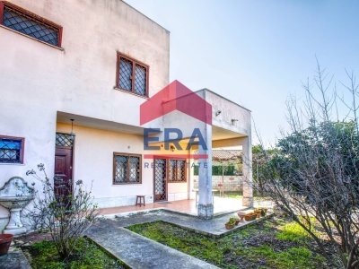casa indipendente in vendita ad Ardea in zona Marina di Ardea