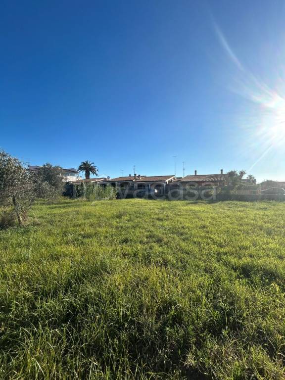 terreno agricolo in vendita ad Ardea in zona Nuova California