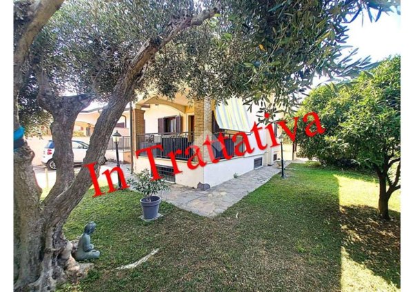 casa indipendente in vendita ad Ardea in zona Nuova Florida