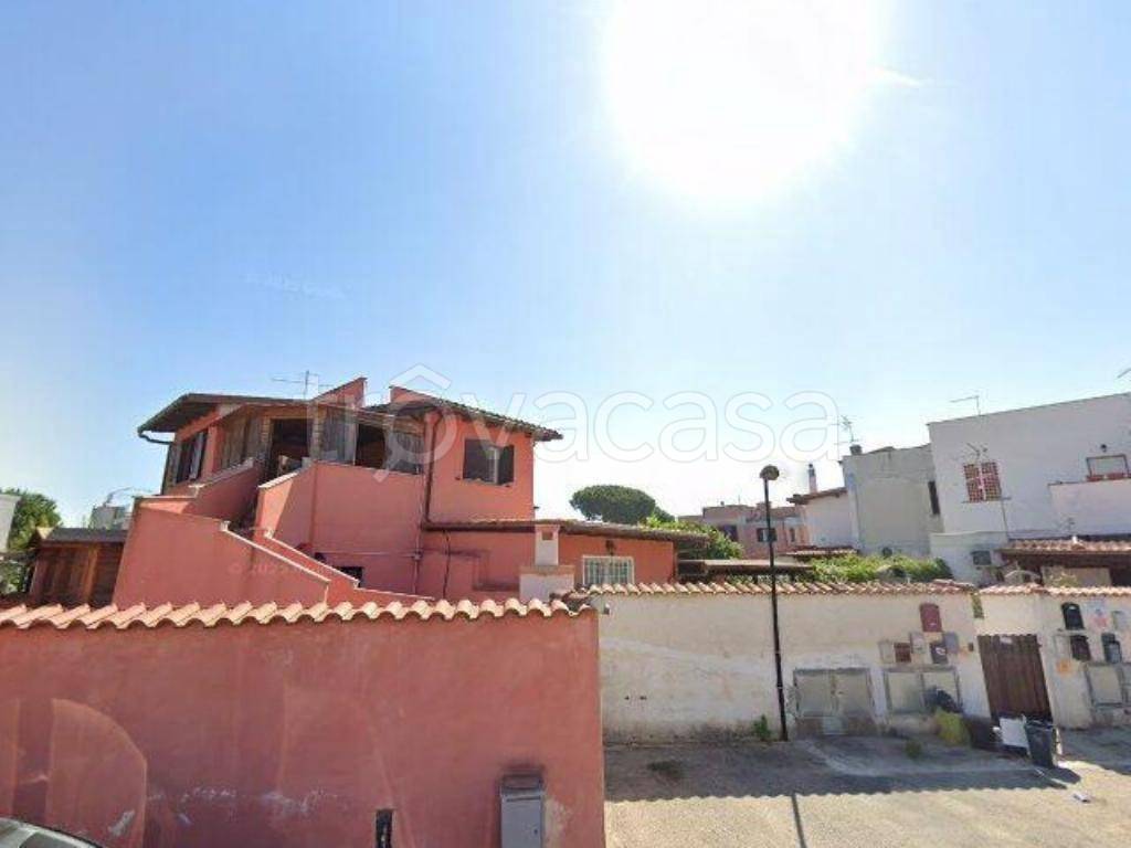 appartamento in vendita ad Ardea in zona Nuova California