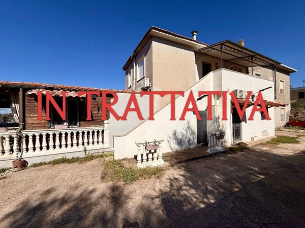 appartamento in vendita ad Ardea in zona Castagnetta