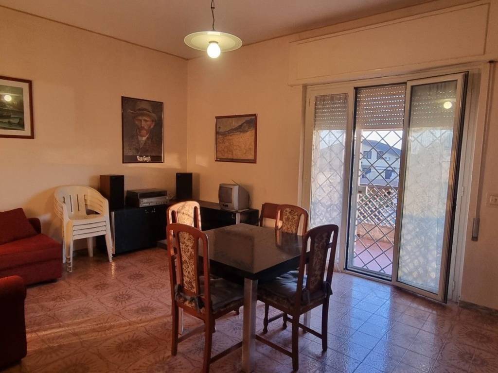 appartamento in vendita ad Ardea in zona Lido dei Pini