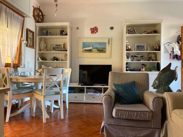 casa indipendente in vendita ad Ardea in zona Lido dei Pini