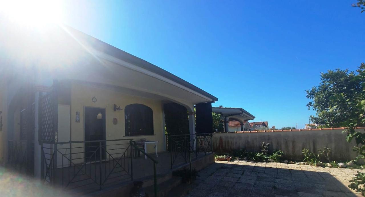casa indipendente in vendita ad Ardea in zona Colle Romito