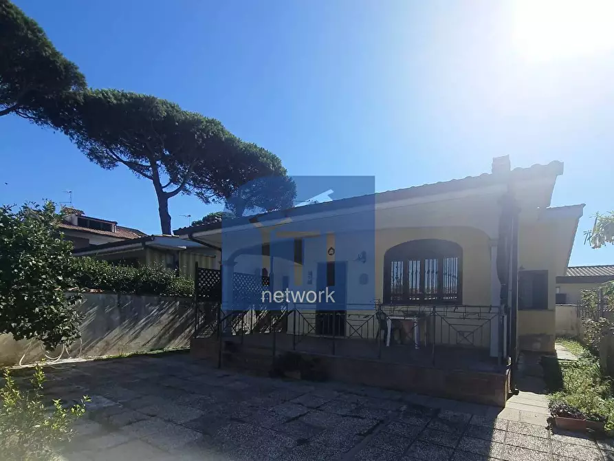 casa indipendente in vendita ad Ardea in zona Lido dei Pini