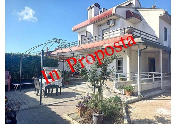 casa indipendente in vendita ad Ardea in zona Nuova Florida