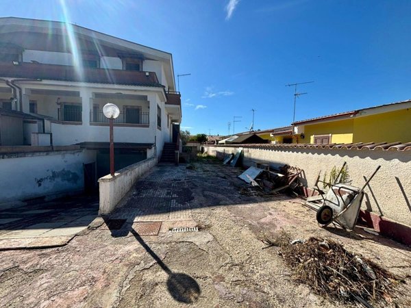 casa indipendente in vendita ad Ardea