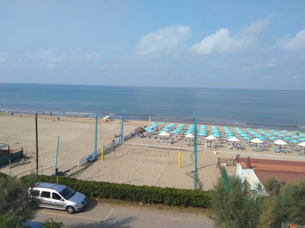 appartamento in vendita ad Ardea in zona Marina di Ardea