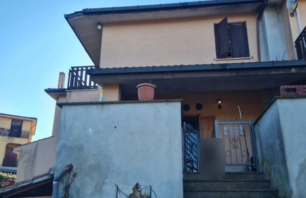 casa indipendente in vendita ad Ardea in zona Tor di Bruno