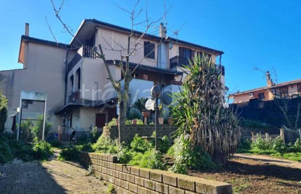 casa indipendente in vendita ad Ardea in zona Tor di Bruno