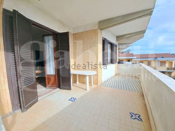 appartamento in vendita ad Ardea in zona Marina di Ardea