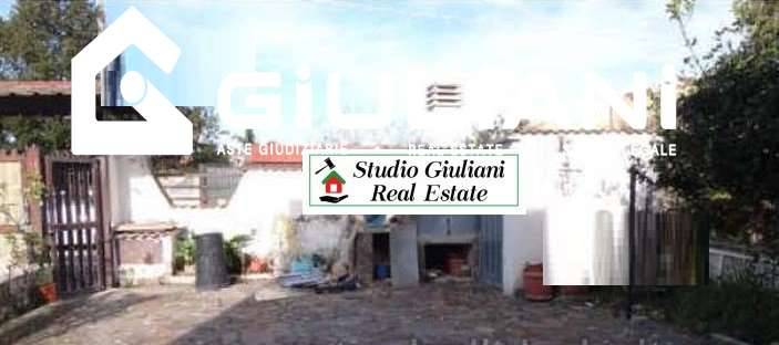 appartamento in vendita ad Ardea in zona Marina di Ardea