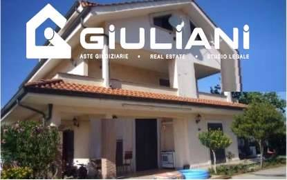 appartamento in vendita ad Ardea