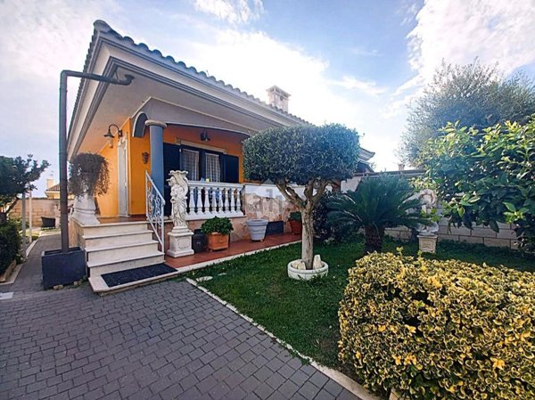 appartamento in vendita ad Ardea in zona Nuova Florida