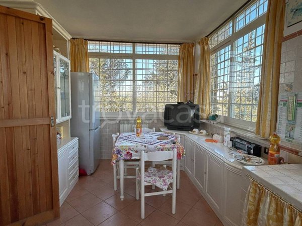 casa indipendente in vendita ad Ardea in zona Nuova California