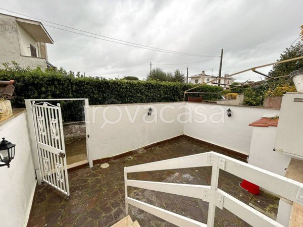 casa indipendente in vendita ad Ardea in zona Marina di Ardea