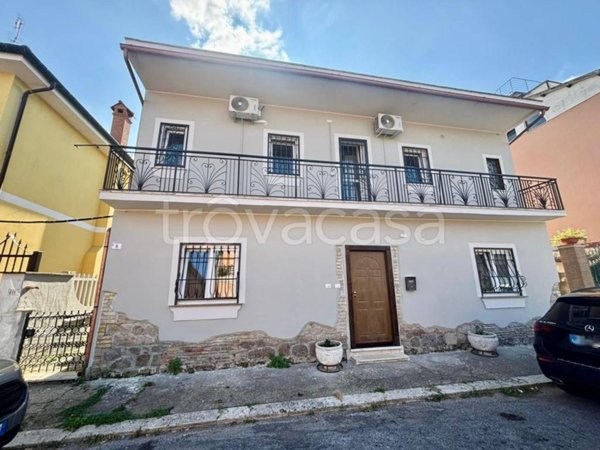 casa indipendente in vendita ad Ardea