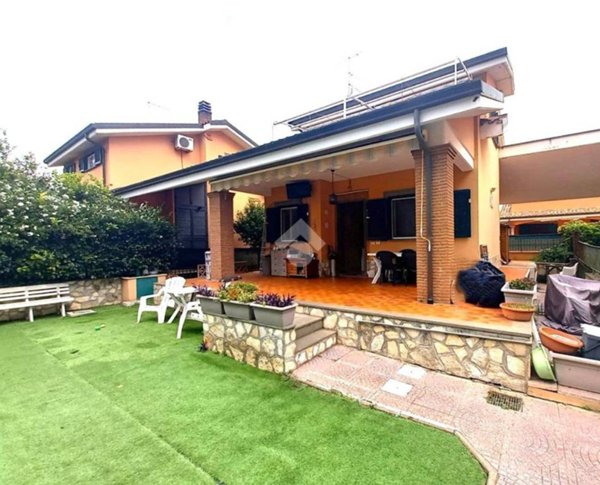 casa indipendente in vendita ad Ardea in zona Nuova Florida