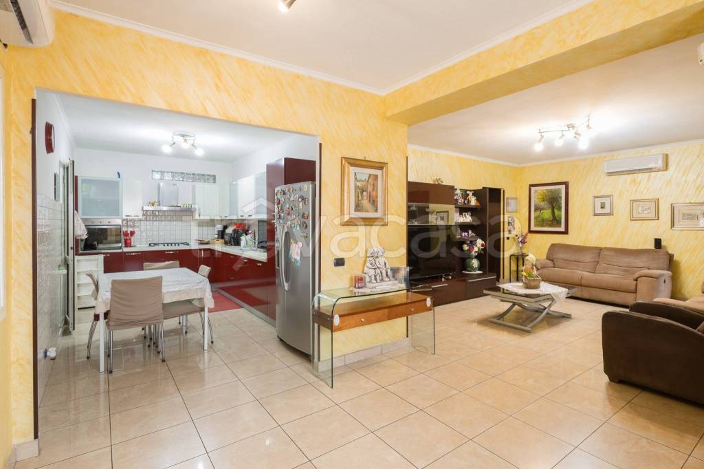 casa indipendente in vendita ad Ardea in zona Nuova Florida