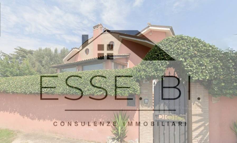 casa indipendente in vendita ad Ardea in zona Nuova Florida