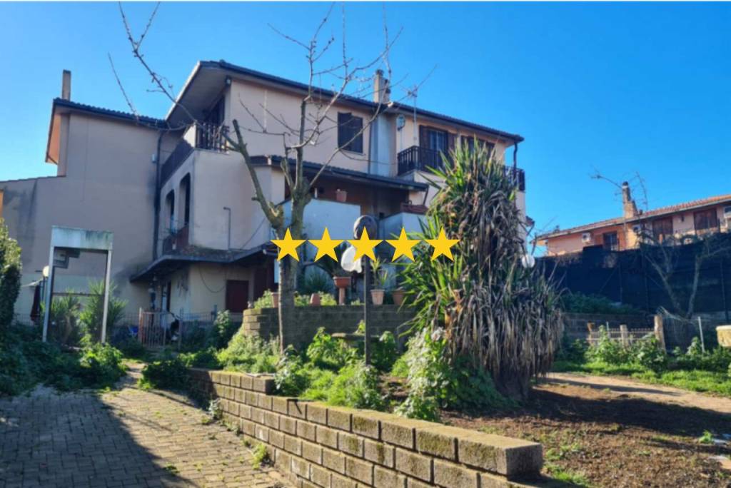 appartamento in vendita ad Ardea in zona Montagnano