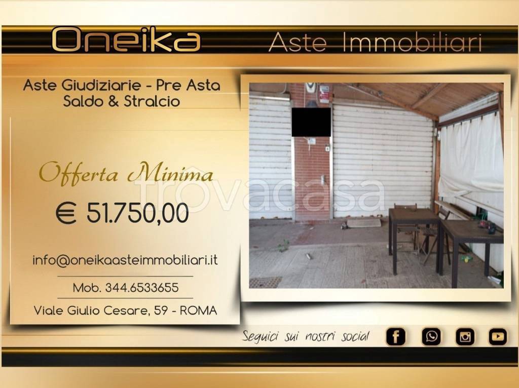 negozio in vendita ad Ardea in zona Marina di Ardea