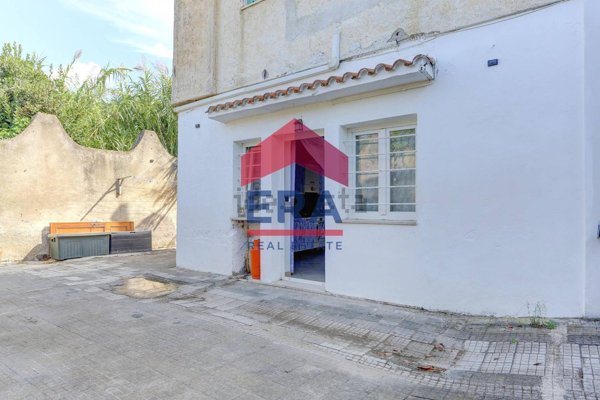 appartamento in vendita ad Ardea in zona Marina di Ardea