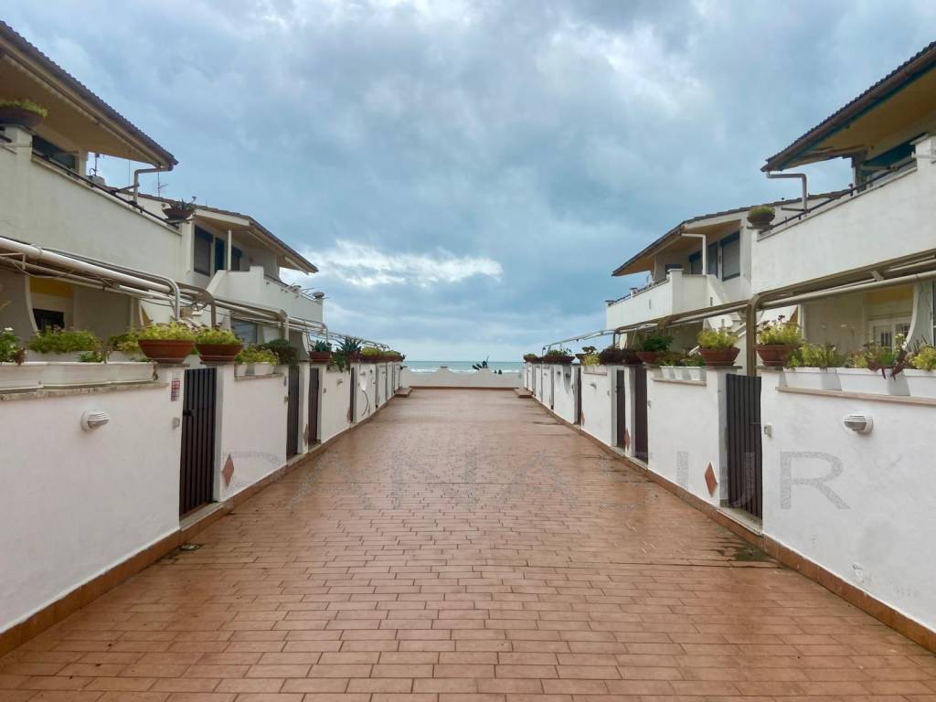 appartamento in vendita ad Ardea