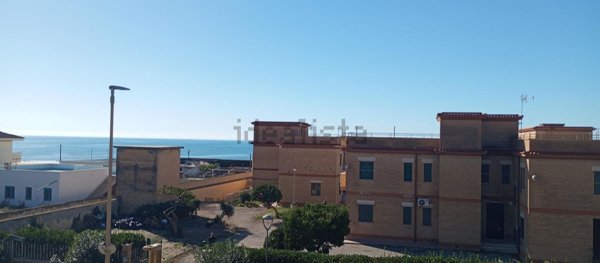 appartamento in vendita ad Ardea in zona Marina di Ardea