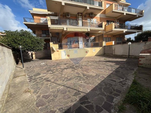 appartamento in vendita ad Ardea in zona Marina di Ardea