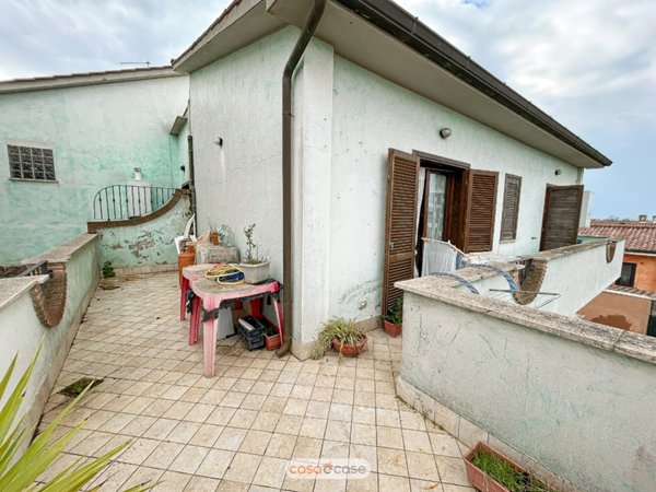 appartamento in vendita ad Ardea in zona Banditella