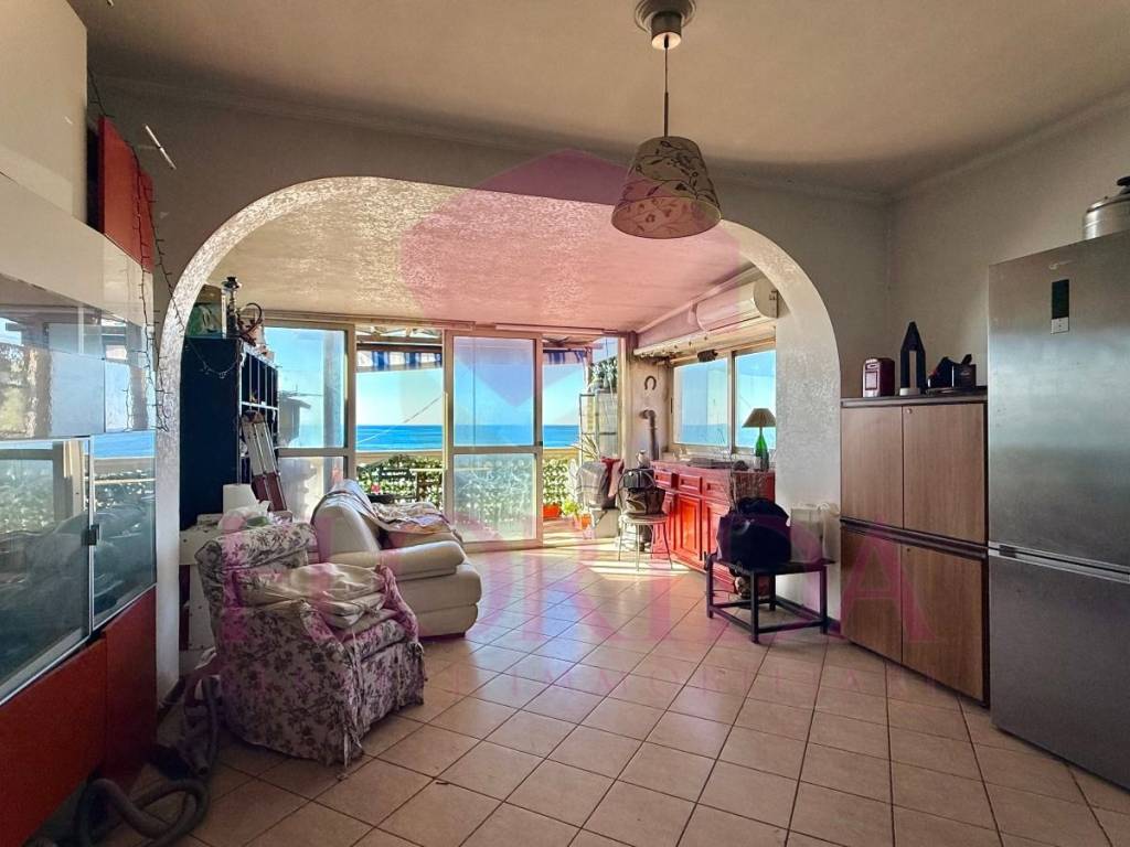 appartamento in vendita ad Ardea in zona Marina di Ardea