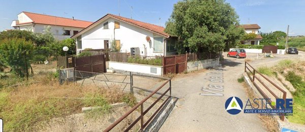 quadrivano in vendita ad Ardea